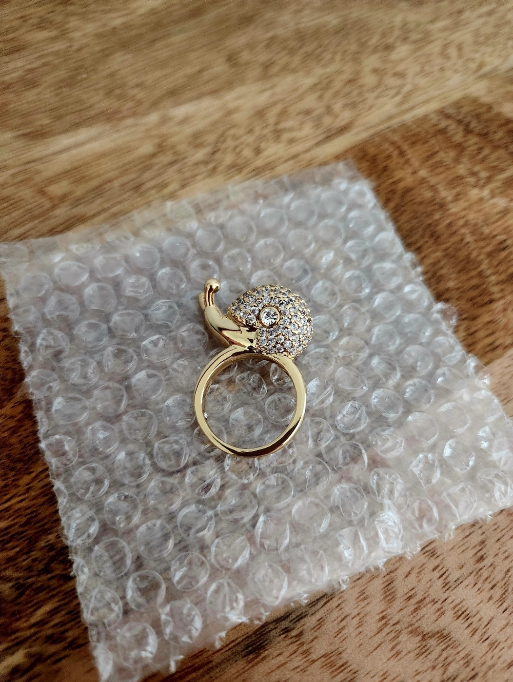 Kate Spade Fruit Salad Pavế Snail Ring - Picture 4 of 4